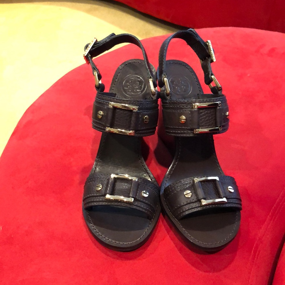 Sandal - Picture 14 of 14